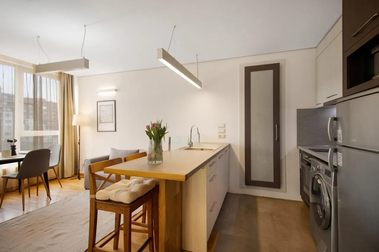 Apartment Deluxe Studio Studentski Grad Sofia